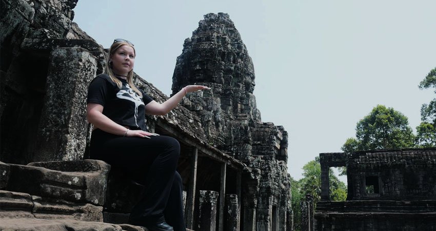 1 DAY TOUR WITH SMALL CIRCUIT & FLOATING VILLAGE